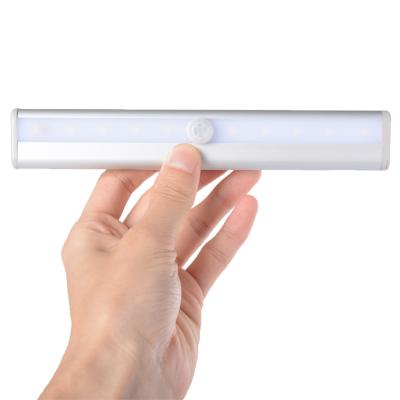 China Modern Best Selling Plug In Motion Sensor Wired Battery Operated Under Cabinet Led Light for sale