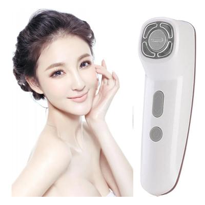 China La máquina facial profesional de Hifu para el ojo del cuerpo de la cara con 3 modos y 4 niveles calentó a las mujeres de Protable en venta