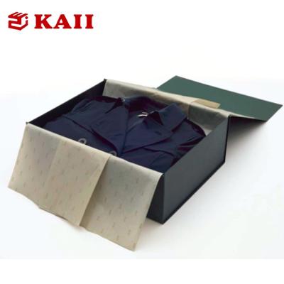 China Luxury Recycled Garment Box Packaging Materials Box Apparel Packaging Clothing Supplies for sale