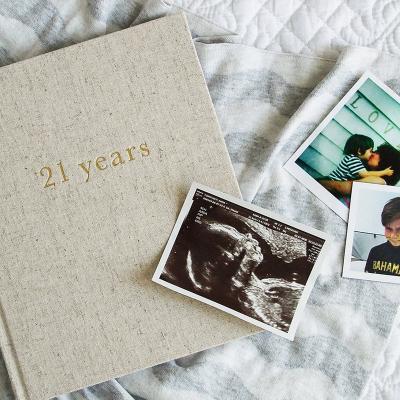 China Custom Hardcover Baby Book First 5 Year Memory Book First Year Hardcover Journal Newborn Memory Milestone for Boys Girls for sale