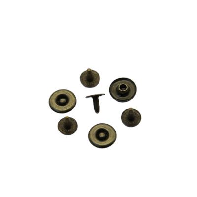 China Other factory supply attractive price fashion customization nipple down rivet clothing buttons for sale