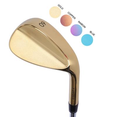 China graphite & Luxury gold golf club electroplating carbon steel forged wedge in steel with four leaf clover on the sole for sale