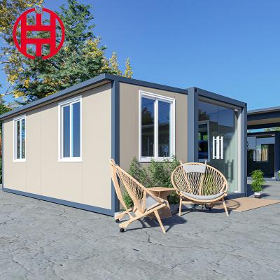 China Expandable Container Villa Folding House 20FT 30FT 40FT Prefab House with 3 Bedroom for sale