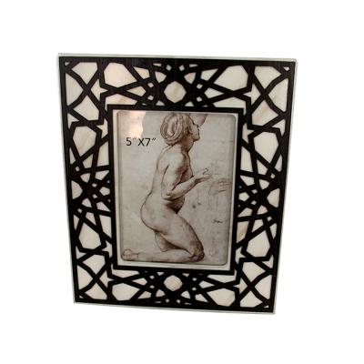 China Luxury High Grade 5 Cheap Customized Wooden *7 Laser Photo Frame for sale