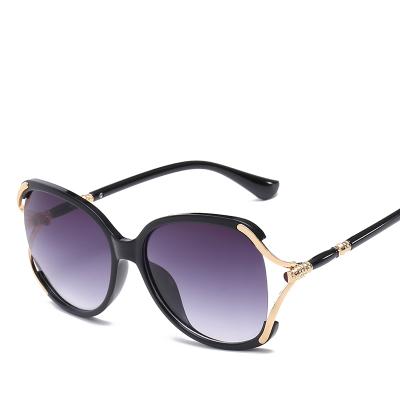 China PC Wholesale Custom Logo Fashion Gradient Ladies Reindeer Sunglasses Fashion Sun Glasses for sale