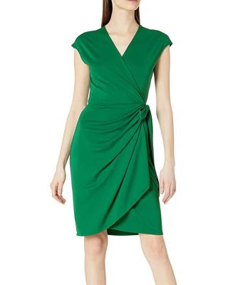 China Anti-Wrinkle Women V-Neckline Sleeveless Tight Casual Dress for sale