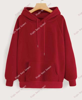 China Anti-Wrinkle Women's Red Pocket Raglan Sleeve Hoodie for sale