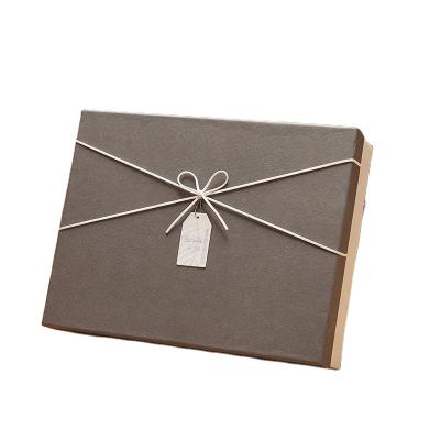 China Recycled Materials Customize Cardboard Kraft Paper Gift Box With Clear Logo Window for sale