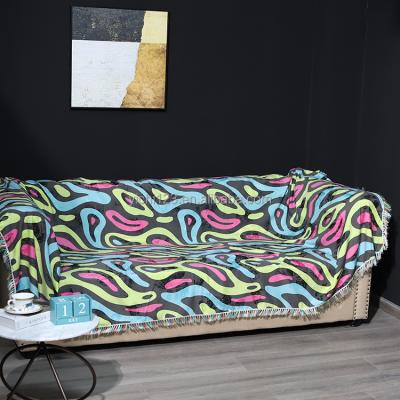 China Sustainable Wholesale Luxury Knitted Nordic Polyester Throw Sofa Cover Throw Sofa Cover 100% for sale