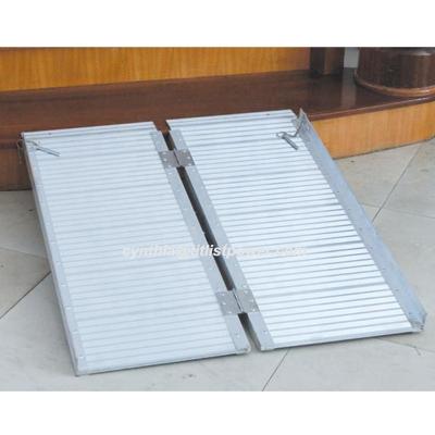 China Fit for Car Wheelchair Medical Folding Portable Aluminum Ramp for sale