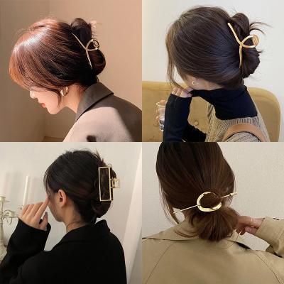 China Daily life Europe and the United States female geometry metal socket clip fasion heart hair clip single adult hair grab main accessories for sale