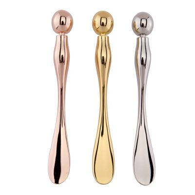 China EYE Facial Metal Eye Cream Massager Beauty Bar 3D Face Roller Round Head Beauty Roller Mask Spoon for sale