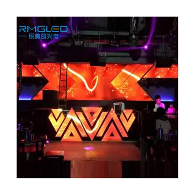 China / Professional Indoor Rental Led Billboard Screen DJ Booth P5 for sale