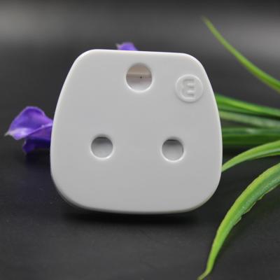 China South Africa Commercial Electrical Standard Plug To Eu Euro European French Plug Adapter 15A/250V for sale