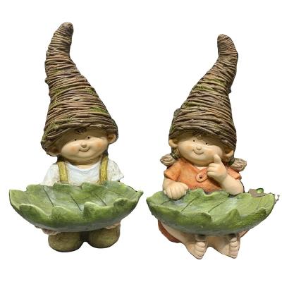 China Worlwide 2022 New Hot Selling Garden Patio Ornament Craft Decoration Resin Outdoor Cute Fiberglass Doll Garden Gnomes Pots Retro for sale