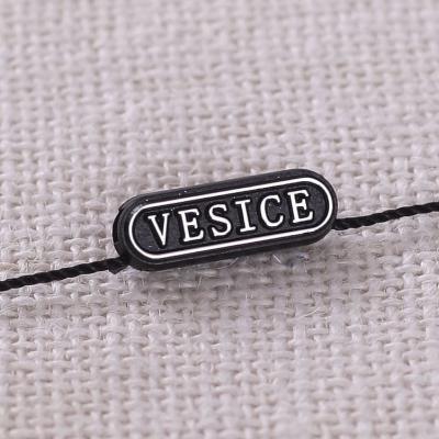 China Viable Wholesale Low Price Plastic Clothing Seal Tag for sale