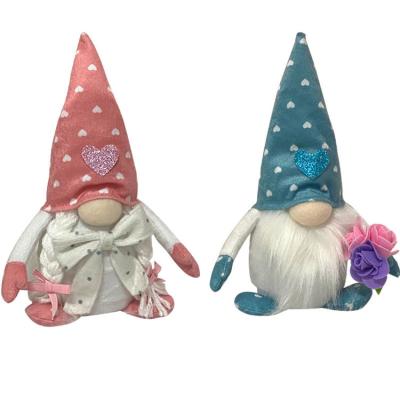 China Art Decor 2pcs Valentine's Day Lit Gnome With Love Sign Plush Gnome Elf Decorations Table Elf Gnomes Home Decor Ornaments for sale