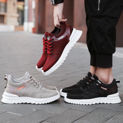 China Wholesale Fashion Trend New Wearable Lightweight Comfortable 2021 Mesh Fashion Sports Shoes Men for sale