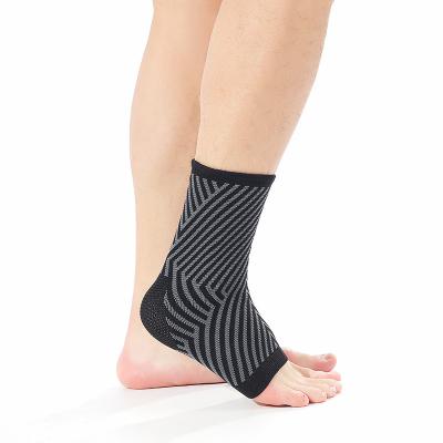 China Keep warm function Ankle Foot Ice Pack Wrap For Injuries Reusable Gel Cold Compress Pack And Hot Therapy For Achilles Tendon,Heels,Edema,Arch for sale