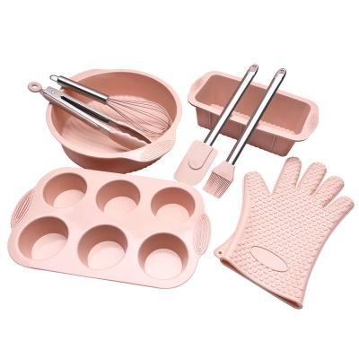 China Hot Sale Disposable Round Cake Baking Pan Silicone Mold 8 Piece Egg Brush Oil Scraper Set Beater Gloves for sale