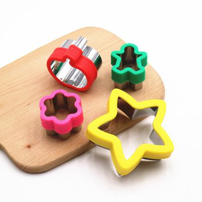 中国 Viable 12 Piece Set Christmas Theme Baking Decorating Tools Squid Cookie Cutter Cookie Cutter Custom Cake Molds 販売のため