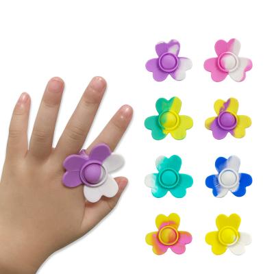 China Silicone Ring Cheap Price Tiktok Silicone Toys Girls' Ring Toy BPA Free Silicone Ring Flower Kids Toys Factory for sale