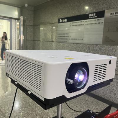 China Soem-ODM voller HD 4K 3LCD Laser-Projektor, 360 Grad Projektions-Home Theater-Projektor zu verkaufen