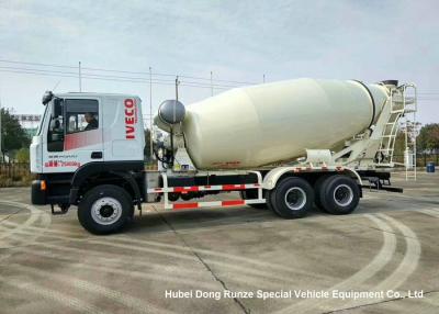 China IVECO-tauscht beweglicher Fertigbeton-mischender Transport 6x4 Euro 5 zu verkaufen