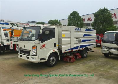 China Straßen-Kehrmaschine-LKW HOWO RHD/LHD brachte mobiler, LKW Straßenfegeran zu verkaufen