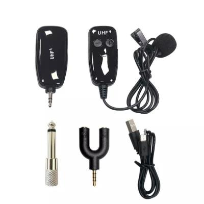 China Handheld Microphone Recording Vlog Youtube Live Interview Lavalier Lapel Wireless Microphone for Iphone for sale