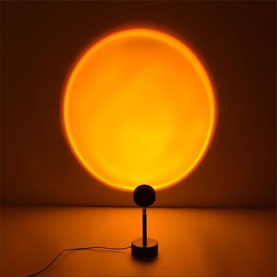 China Modern Projection Floor Light Sunset Atmosphere Night Light Modern Drop Boarding Dimmable Photography USB LED Standing Floor Lamp Te koop