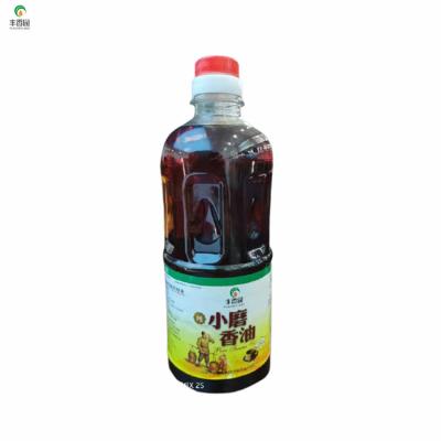 China 1.8L Quality Fresh Organic Cheap Modern Sesame Oil For Cocking Seasoning for sale