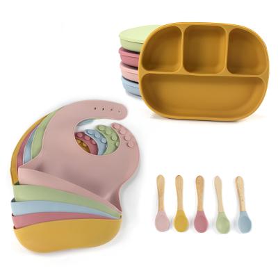 China Children's New Arrival Eco-friendly Non-toxic Strong Suction Dish Set Bib Feeding Baby Plates Silicone With Spoon for sale