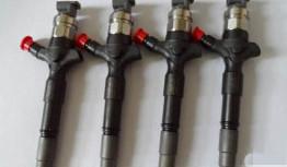 China Toyota-Brandstofinjector 0950000751 Te koop