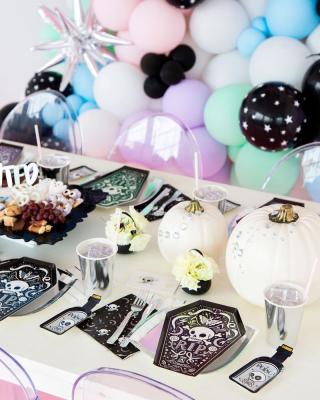 China Halloween Theme Party Tableware Paper Plate Set Coffin Paper Plate Decoration Party Decoration for sale