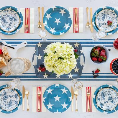 China 100% Eco-friendly Wholesale American Flag Pattern Paper Parties Plate Cups Napkins Dinnerware Set For American Independence Day for sale