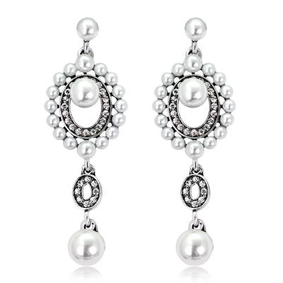 China New Hot Sale CLASSIC Rhinestone Pearl Jewelry Fashion Brick-studded Shaped Pearl Earrings With Pearl Tassel Earring For Women for sale