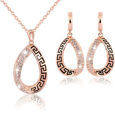 China 2022021 hot CLASSIC gold plated necklace jewelry sets fashion necklace set fashion stream style jewelry souvenirs for sale