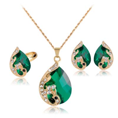 China 2021 new fashion fashion necklace set creative multicolor peacock necklace jewelry earring ring jewelry set for sale