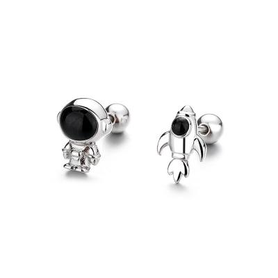 China TRENDY Unique kawaii design 925 sterling silver astronaut rocket asymmetric ear piercing jewelry for sale