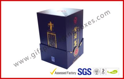 China Caja de regalo de papel de la botella de vino con el texto grabado en relieve de oro/la caja rígida del vino blanco en venta