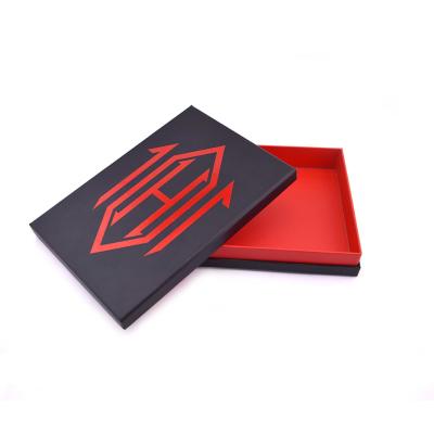 Chine Heaven and earth cover gift exquisite paper box custom clothing packaging gift socks simple packaging box custom à vendre