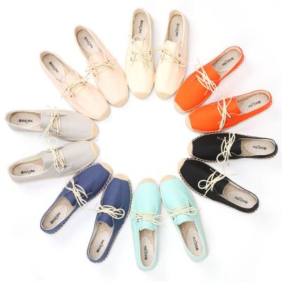 China Anti-odor Breathable Various Colors Fashion Canvas Women Sneakers Flat Shoes for sale