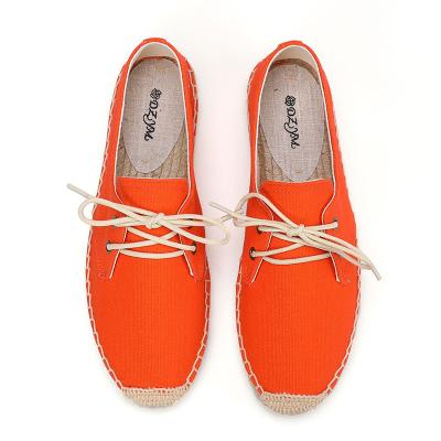 China Custom Colors Anti-odor Breathable Fashion Canvas Women Sneakers Flat Shoes for sale