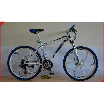 China 2020 New Design MOUNTAIN BIKE Dutch Bicycle Mountain 26 Inch Dirt Bike With 27 Speeds for sale