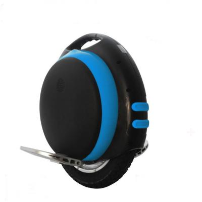 China Rad Bluetooth-Fernbedienungs-eine stehen oben Roller Unicycle-faltbaren Motor 500W zu verkaufen