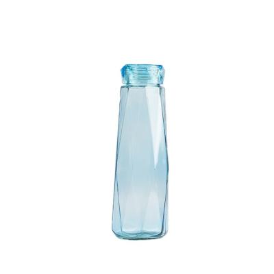 China Viable Customization Glass Water Rhombic Mug With Lid Portable Modern Custom Color Changing Crystal Glass Water Bottle for sale