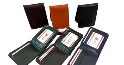 China Wallet For Men-genuine Leather Rfid Blocking Bifold Stylish Wallet  for sale