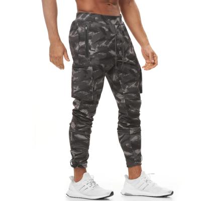 China Anti-wrinkle Mens Cargo Camouflage Track Pants Plus Size Fashion Mens Jogger Pants Outdoor Trousers for sale