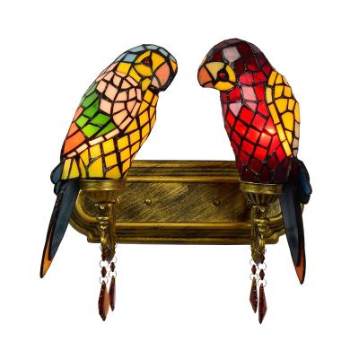 China Exquisite Tiffany Tifany Lamps Sconce Parrot Style Bedroom Light Bird Vintage Stained Glass Indoor Indoor Led Wall Lamps for sale